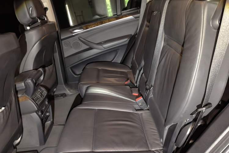 Used BMW X5 2011 xDrive35i Luxury Model Left Rear Seat