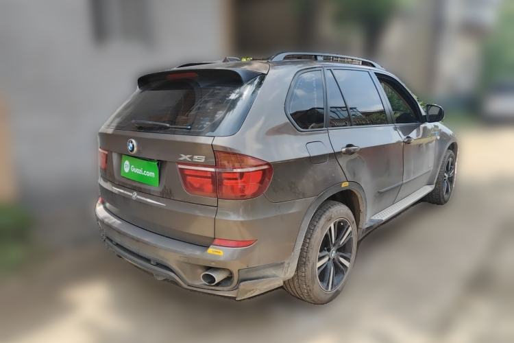 Used BMW X5 2011 xDrive35i Leading Model Rear Right 45 Deg