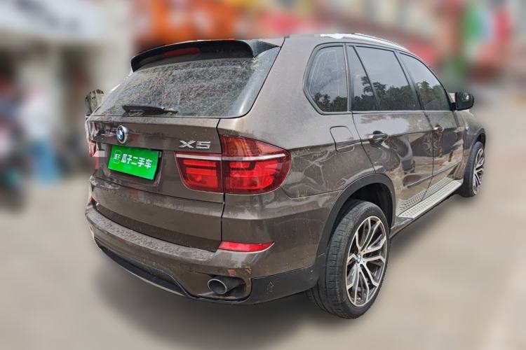 Used BMW X5 2011 xDrive35i Luxury Model Rear Right 45 Deg