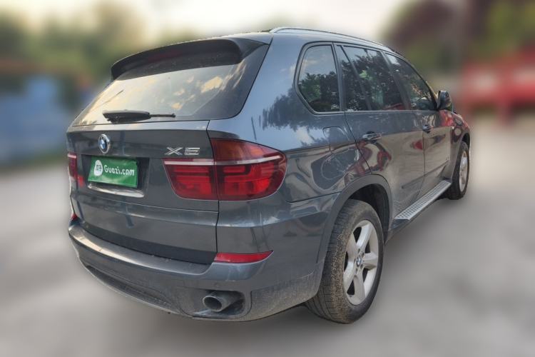 Used BMW X5 2011 xDrive35i Luxury Model Rear Right 45 Deg