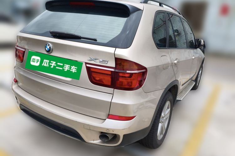 Used BMW X5 2011 xDrive35i Leading Model Rear Right 45 Deg