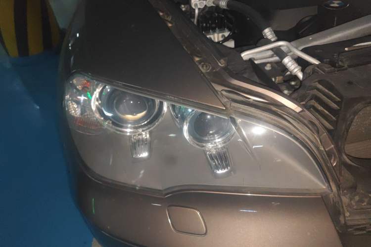 Used BMW X5 2011 xDrive35i Leading Model Right Front Headlight