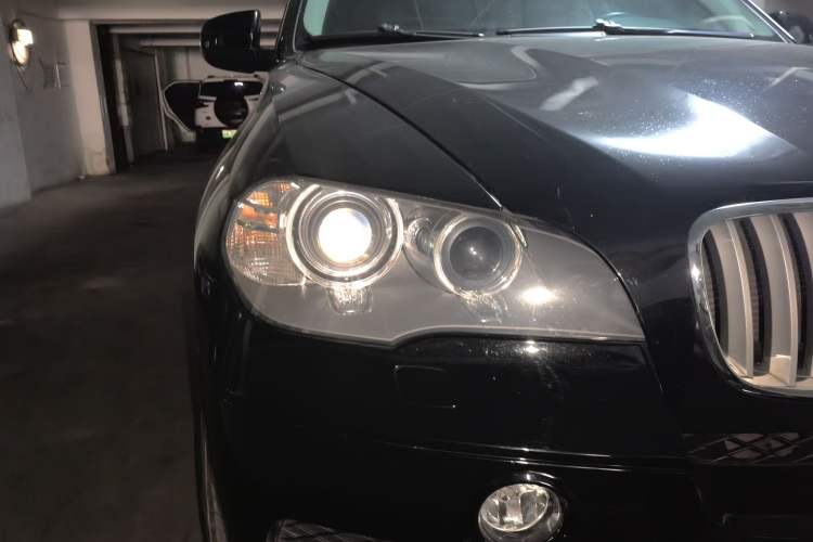 Used BMW X5 2011 xDrive35i Luxury Model Right Front Headlight
