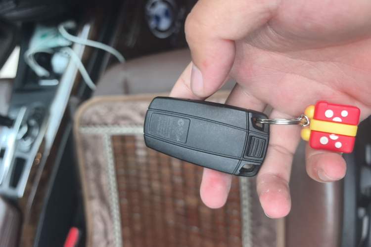 Used BMW X5 2011 xDrive35i Leading Model Vehicle Key