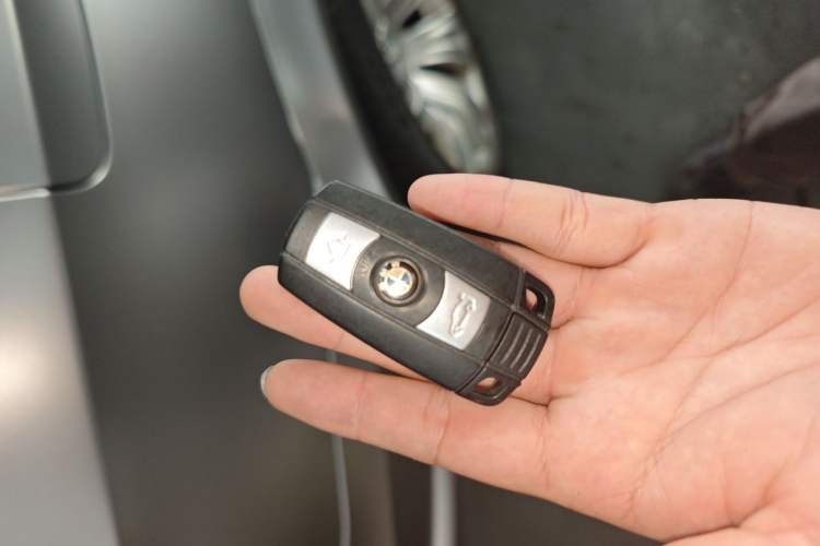 Used BMW X5 2011 xDrive35i M Sport model Vehicle Key
