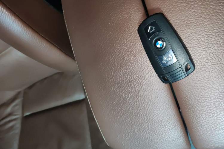 Used BMW X5 2011 xDrive35i Luxury Model Vehicle Key