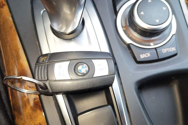 Used BMW X5 2011 xDrive35i Luxury Model Vehicle Key