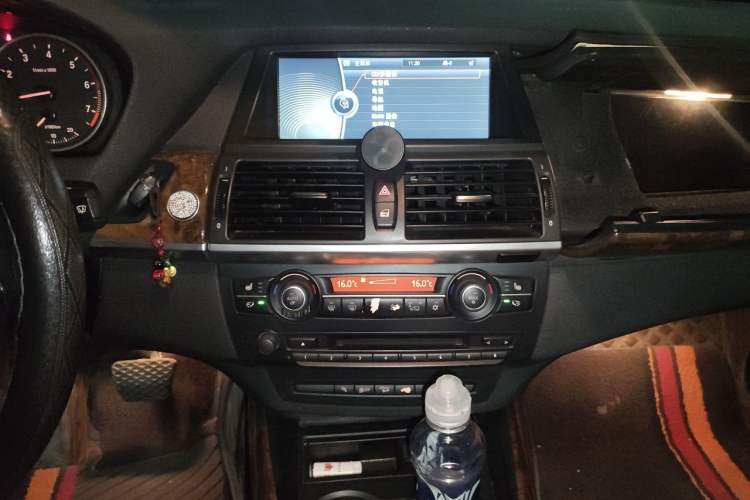 Used BMW X5 2011 xDrive35i Leading Model Audio And AC Panel