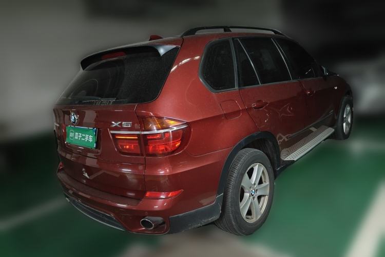 Used BMW X5 2011 xDrive35i Leading Model Rear Right 45 Deg