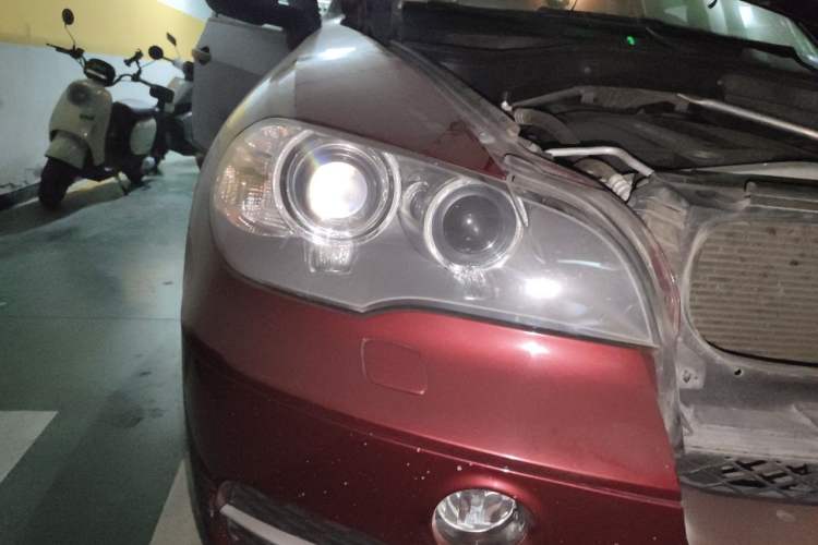 Used BMW X5 2011 xDrive35i Leading Model Right Front Headlight