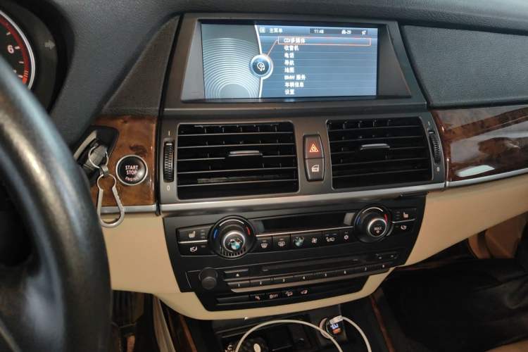 Used BMW X5 2011 xDrive35i Leading Model Audio And AC Panel