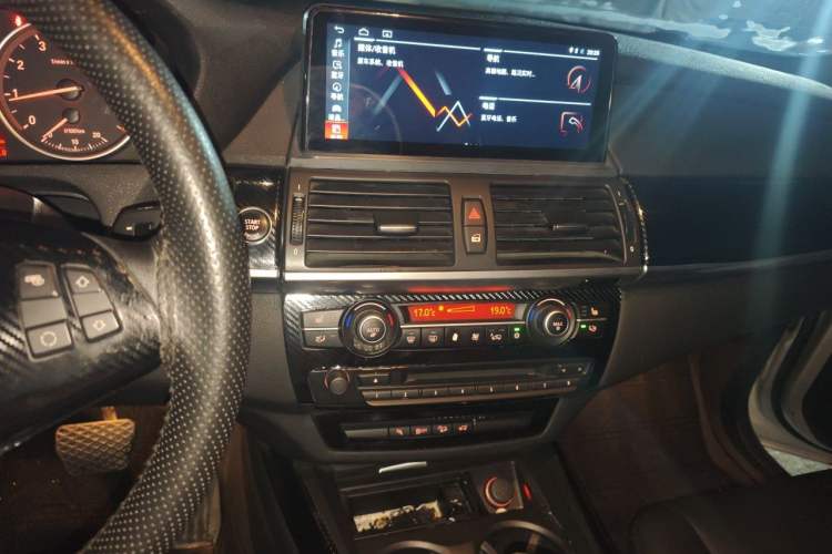 Used BMW X5 2011 xDrive35i Leading Model Audio And AC Panel