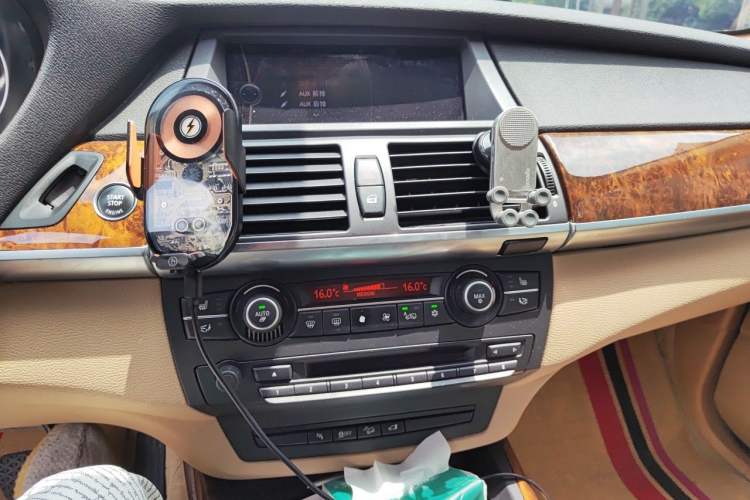 Used BMW X5 2011 xDrive35i Luxury Model Audio And AC Panel
