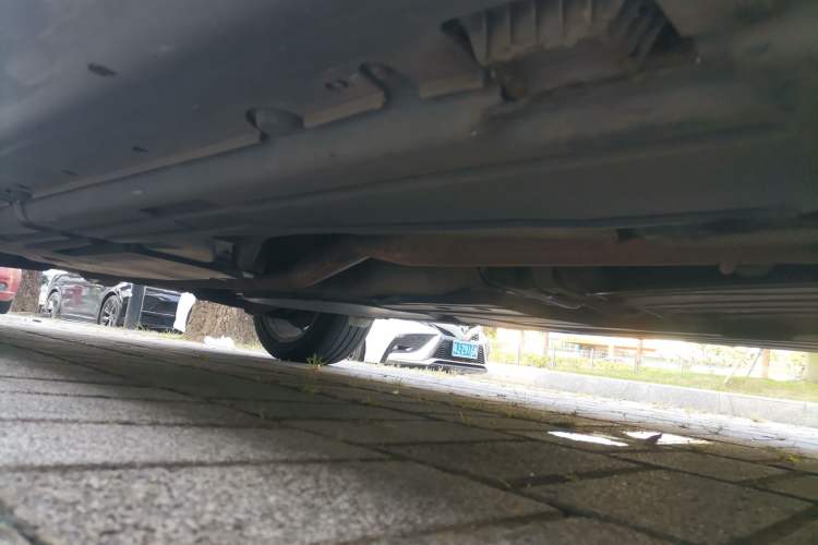 Used BMW X5 2011 xDrive35i M Sport model Chassis Front Right