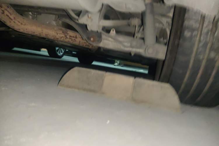 Used BMW X5 2011 xDrive35i Leading Model Chassis Rear Right