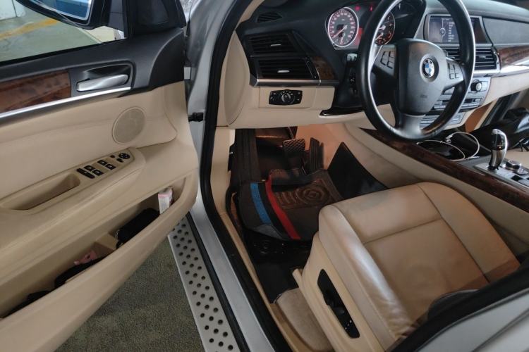 Used BMW X5 2011 xDrive35i Leading Model Driver Seat