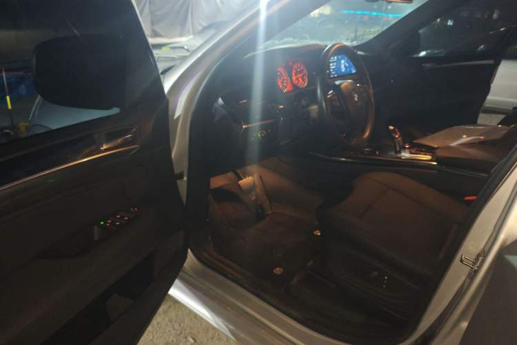 Used BMW X5 2011 xDrive35i Leading Model Driver Seat