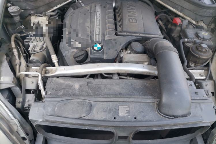 Used BMW X5 2011 xDrive35i M Sport model Engine Bay