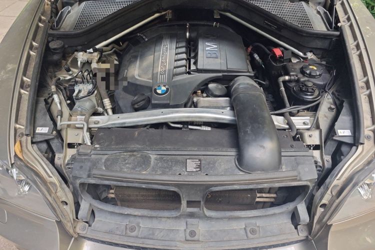 Used BMW X5 2011 xDrive35i Luxury Model Engine Bay