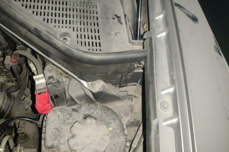 Used BMW X5 2011 xDrive35i Leading Model Engine Bay Left