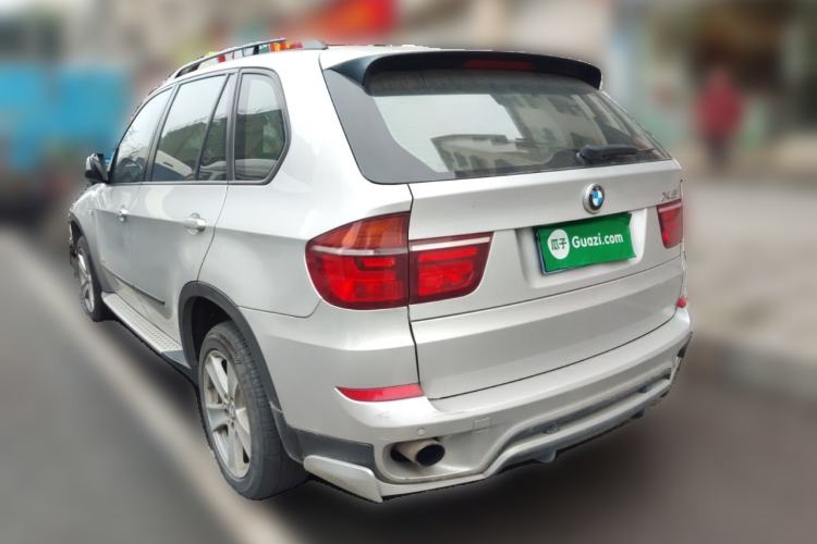 Used BMW X5 2011 xDrive35i Leading Model Exterior 3