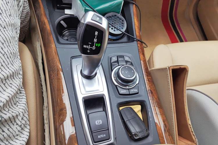 Used BMW X5 2011 xDrive35i Luxury Model Gear Lever