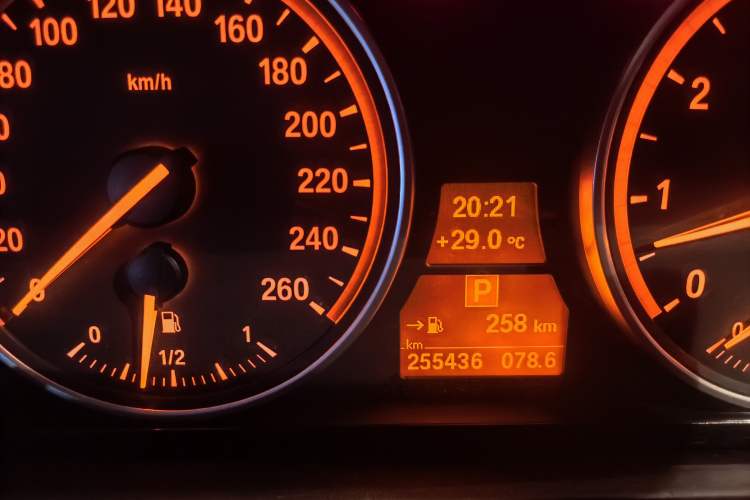 Used BMW X5 2011 xDrive35i Luxury Edition Instrument Cluster