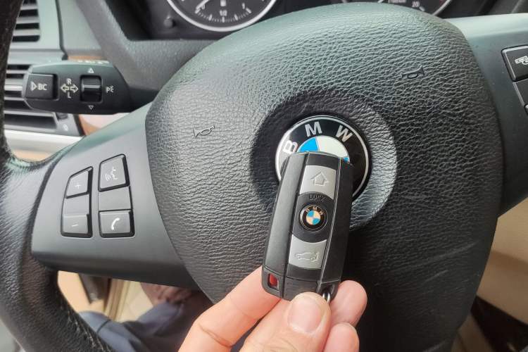 Used BMW X5 2011 xDrive35i Leading Model Interior 1