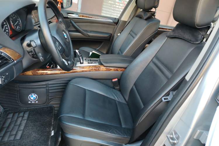 Used BMW X5 2011 xDrive35i Leading Model Left Front Seat