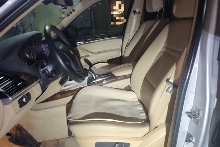 Used BMW X5 2011 xDrive35i Leading Model Left Front Seat