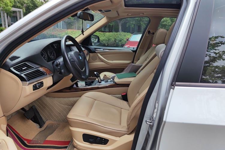 Used BMW X5 2011 xDrive35i Luxury Model Left Front Seat