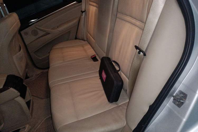 Used BMW X5 2011 xDrive35i Leading Model Left Rear Seat