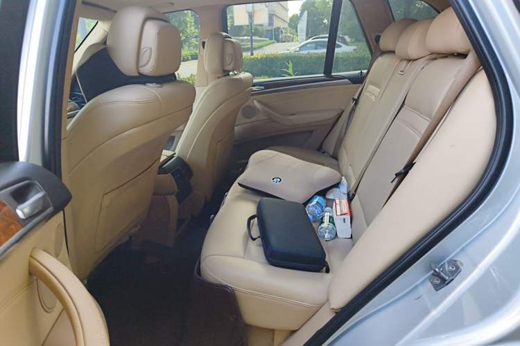 Used BMW X5 2011 xDrive35i Leading Model Left Rear Seat
