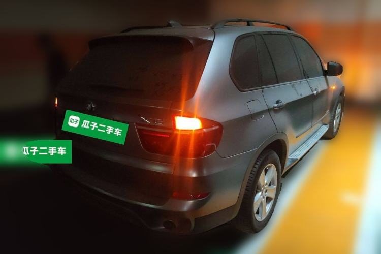 Used BMW X5 2011 xDrive35i Leading Model Rear Right 45 Deg
