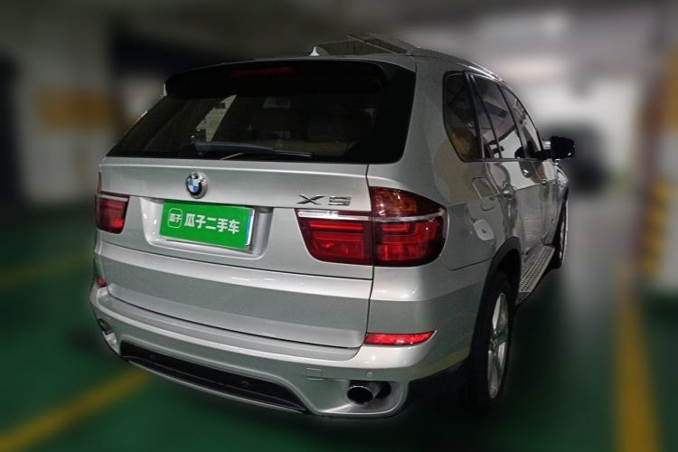 Used BMW X5 2011 xDrive35i Leading Model Rear Right 45 Deg