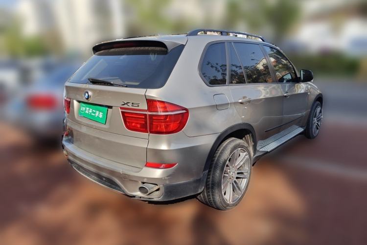 Used BMW X5 2011 xDrive35i Leading Model Rear Right 45 Deg