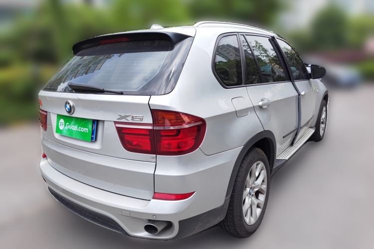Used BMW X5 2011 xDrive35i Luxury Model Rear Right 45 Deg
