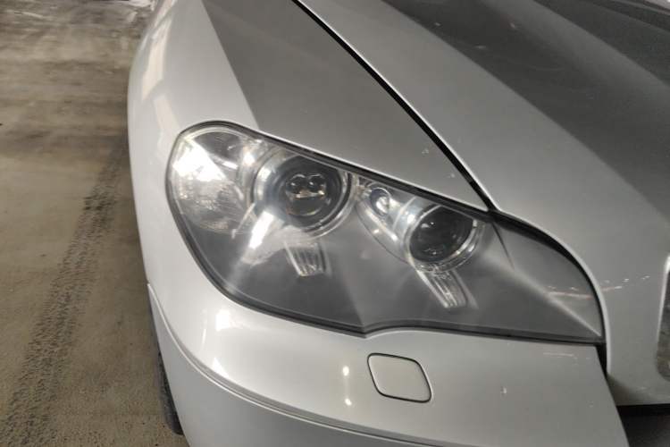 Used BMW X5 2011 xDrive35i Leading Model Right Front Headlight