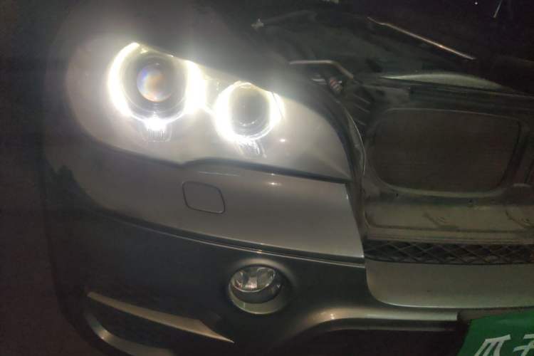 Used BMW X5 2011 xDrive35i Leading Model Right Front Headlight