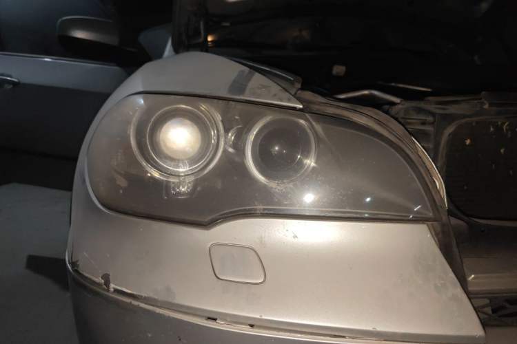 Used BMW X5 2011 xDrive35i Leading Model Right Front Headlight