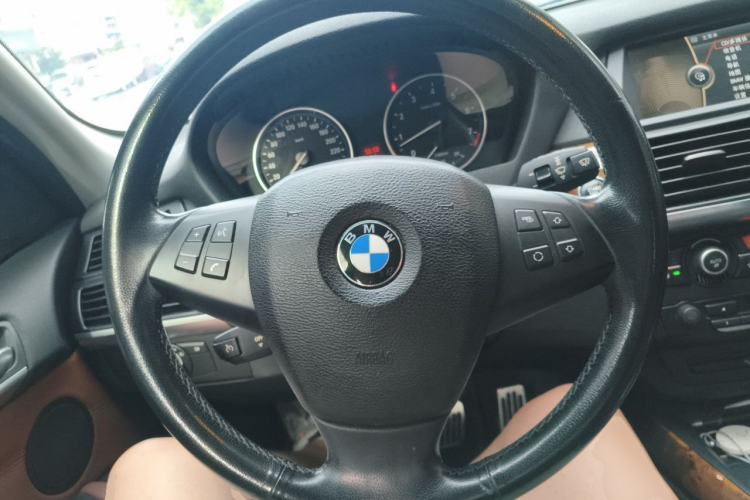 Used BMW X5 2011 xDrive35i Leading Model Steering Wheel