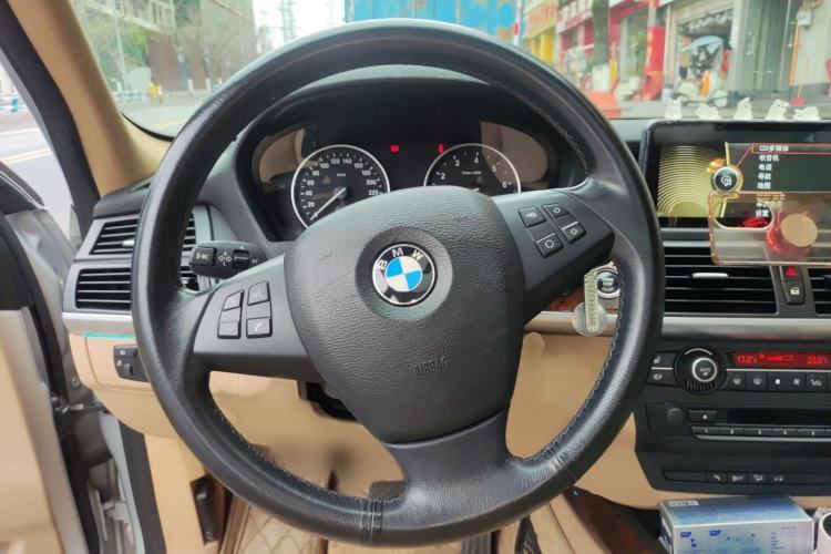 Used BMW X5 2011 xDrive35i Leading Model Steering Wheel