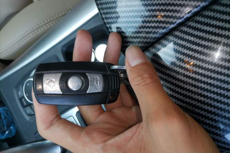 Used BMW X5 2011 xDrive35i M Sport model Vehicle Key