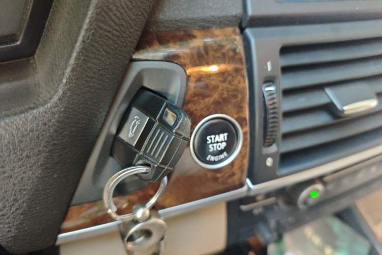 Used BMW X5 2011 xDrive35i Luxury Model Vehicle Key