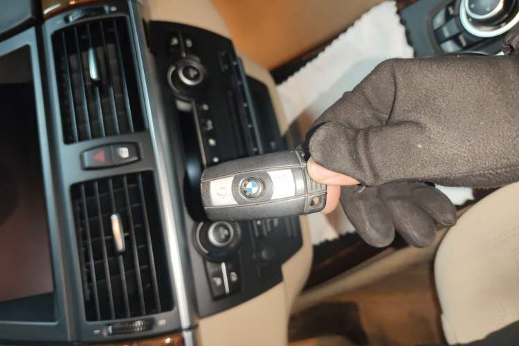 Used BMW X5 2011 xDrive35i Leading Model Vehicle Key