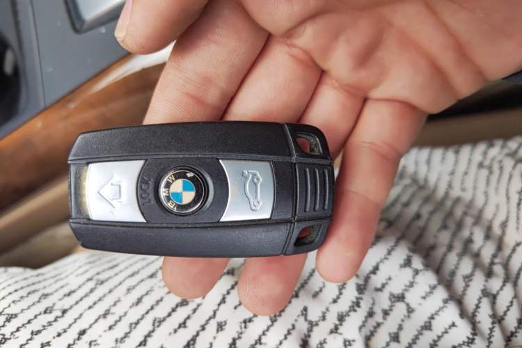 Used BMW X5 2011 xDrive35i Luxury Model Vehicle Key