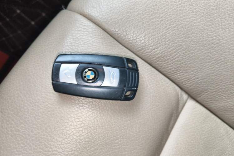 Used BMW X5 2011 xDrive35i Leading Model Vehicle Key