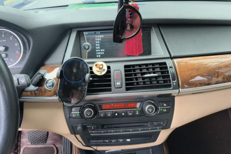 Used BMW X5 2011 xDrive35i Luxury Model Audio And AC Panel
