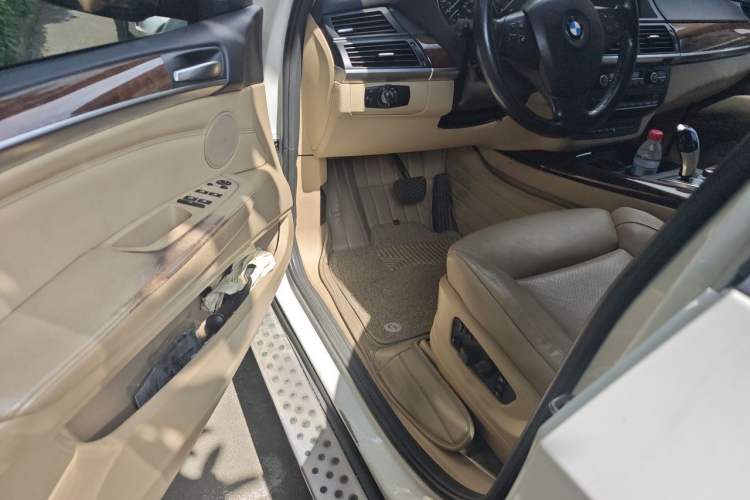 Used BMW X5 2011 xDrive35i Leading Model Driver Seat