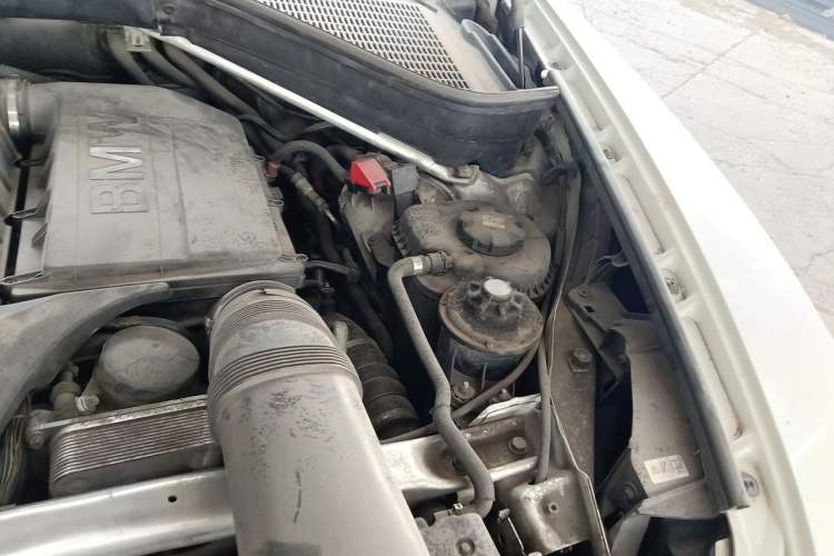 Used BMW X5  Engine Bay Left